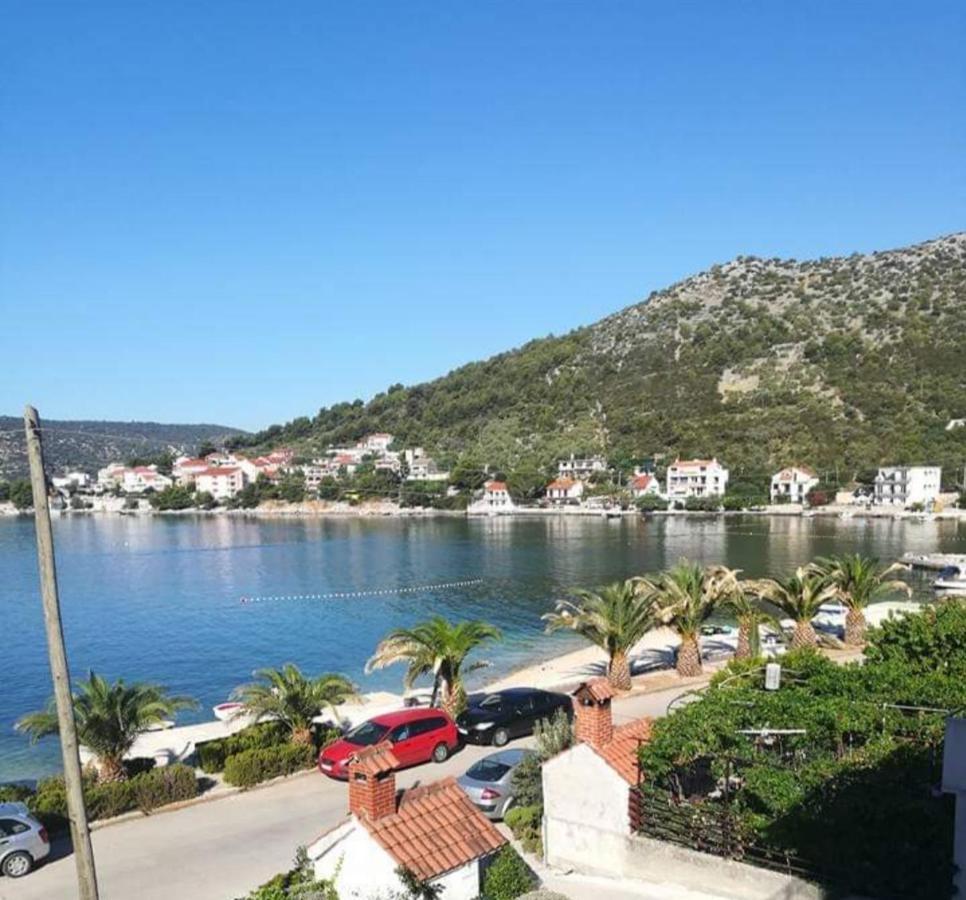 Apartman Mila Apartment Marina Exterior foto